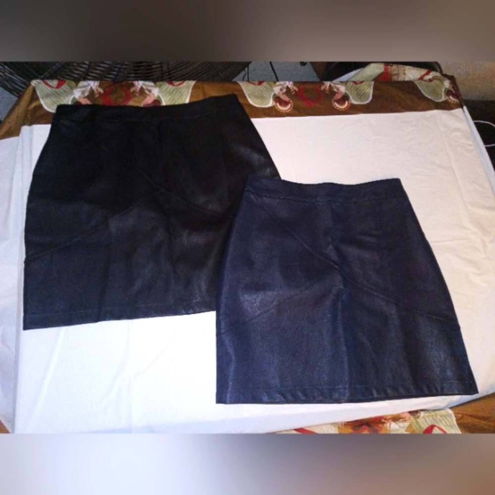 Women Classic High Waisted Faux Leather Mini Skirt